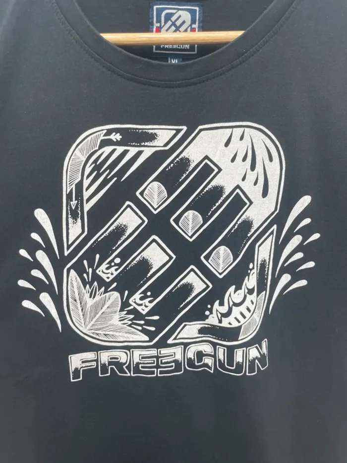 T-shirt Freegun Mens Size XL - photo numéro 2