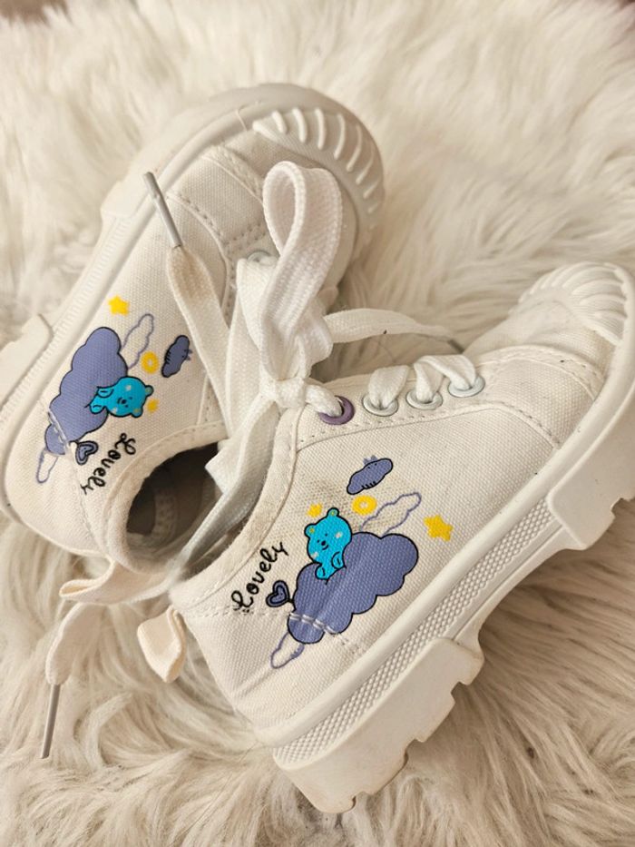 Chaussures blanches plate-forme pointure 22 - photo numéro 3