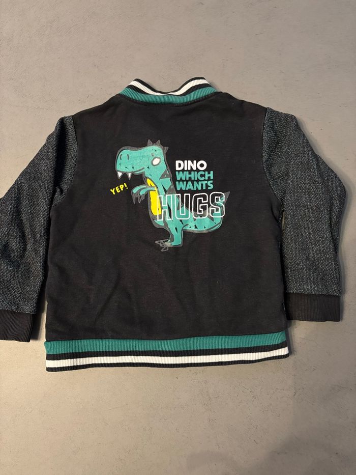 Sweat zippé - photo numéro 2