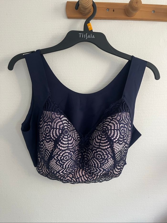 Brassière sans armatures
