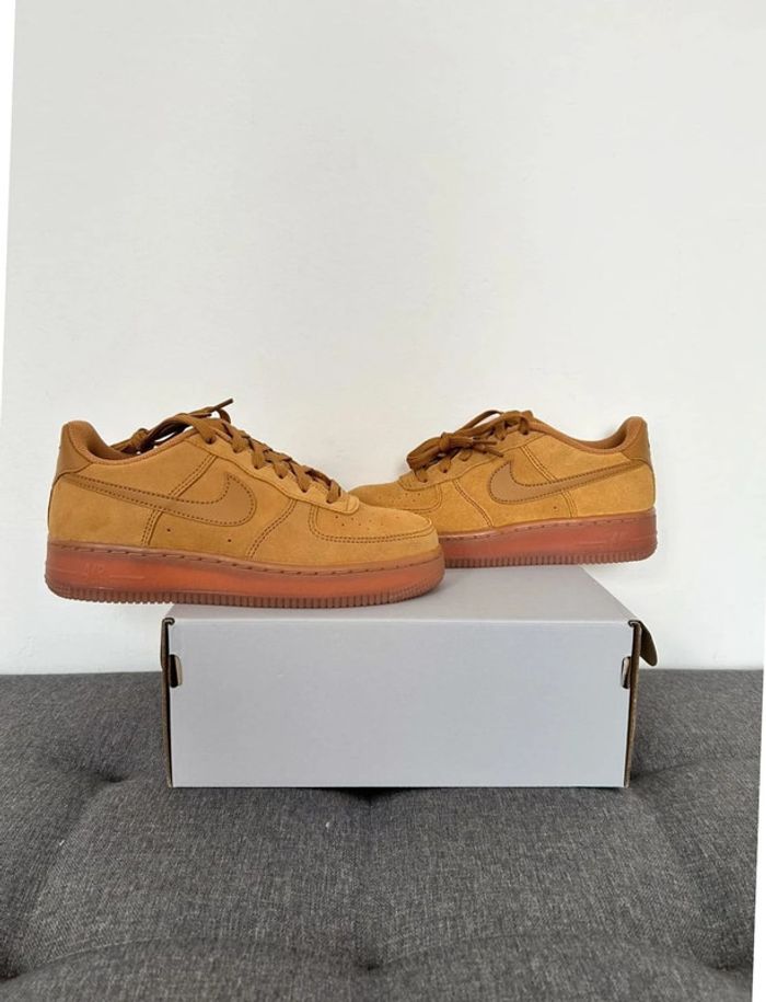 Nike air force 1 LV8