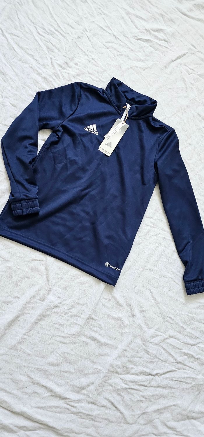 Sweat / haut de sport Adidas bleu marine – Neuf avec étiquette – Taille 9/10 ans - photo numéro 2