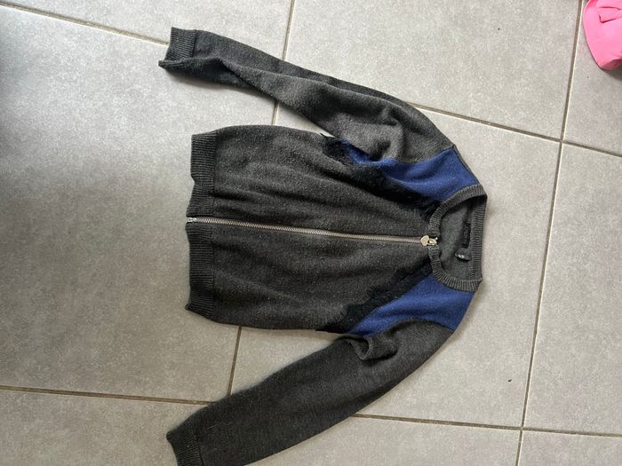 Lot 24 vêtements 6 ans. Ikks et catimini - photo numéro 10