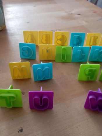 Emporte pièce lettre