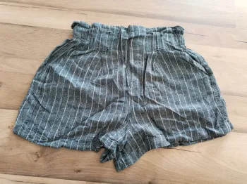 Short femme taille 34 Bershka