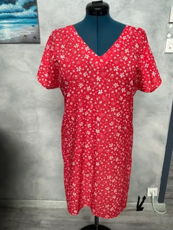 Robe droite rouge