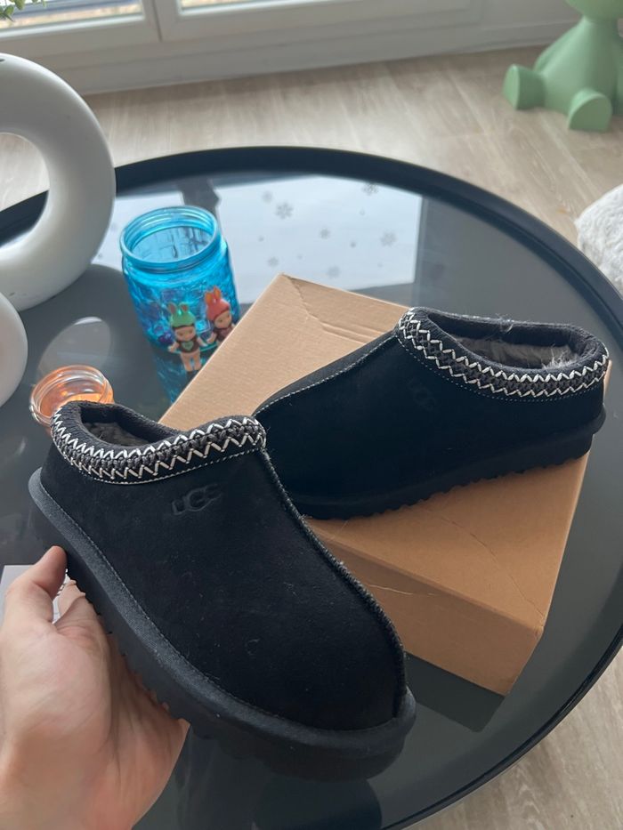 Ugg black đź–¤ taille 37