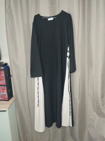 Abaya mestora
