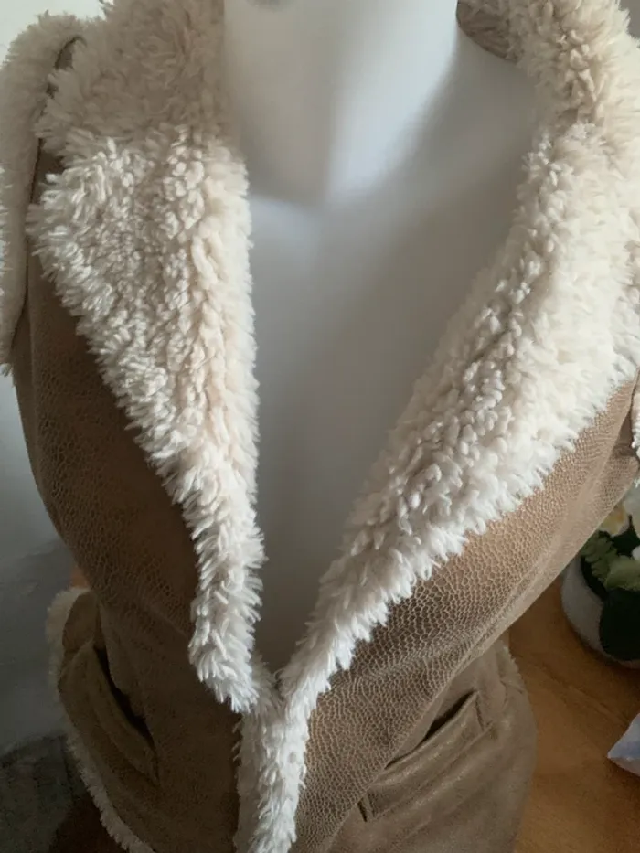 Veste sans manches Camaïeu taille 40 - photo numéro 5