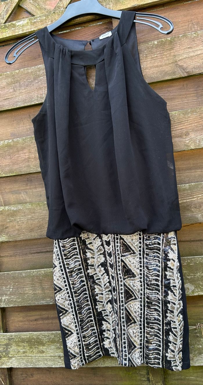 Robe noire