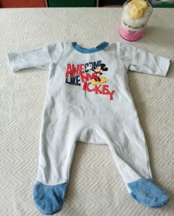 Pyjamas ⭐ très bon état ⭐ Taille 1 mois ⭐ Disney baby