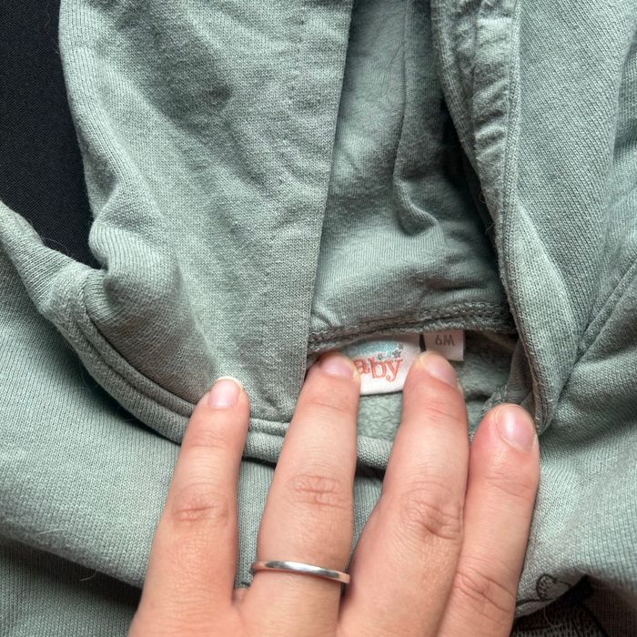 Pull à capuche pour bébé - photo numéro 2