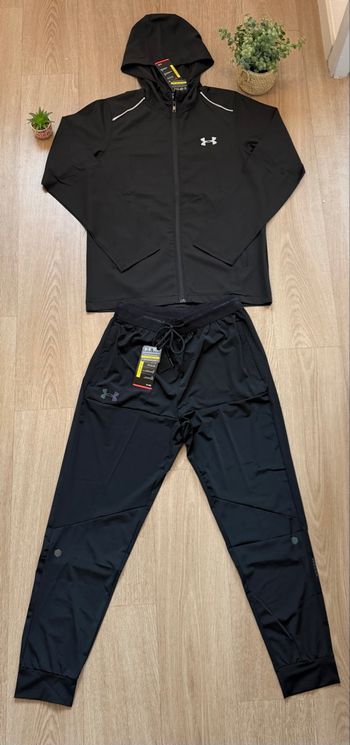 Ensemble running Under Armour noir taille L