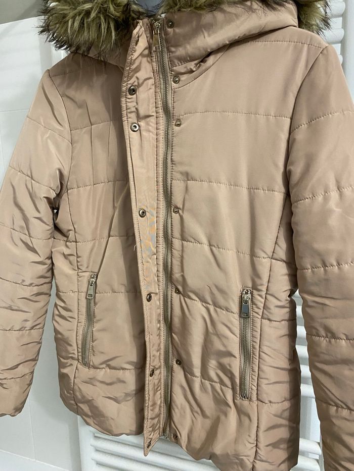 Veste hiver avec capuche  H et M. - photo numéro 2