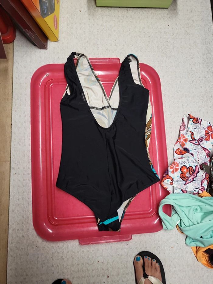 Maillot de bain femme 1 pièce taille 40 - photo numéro 4