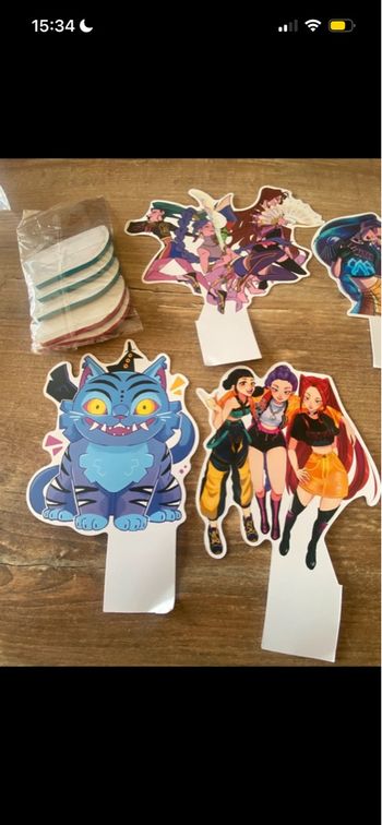 Centre de table en nid d’abeilles KPop