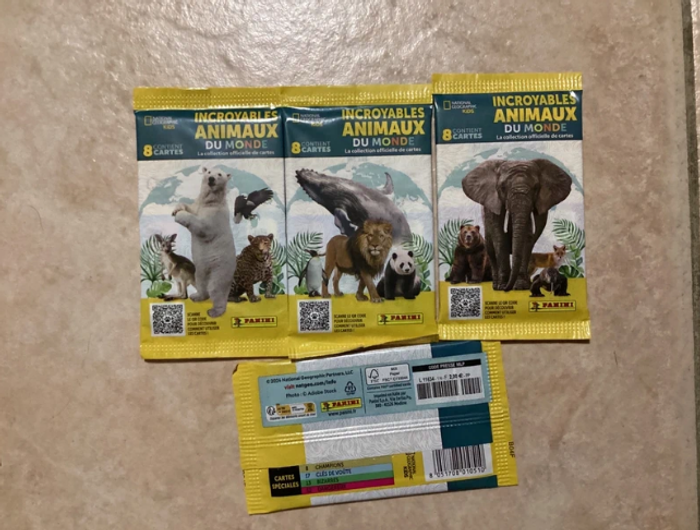 Panini - Incroyables animaux du Monde, lot de 20 pochettes de cards - photo numéro 2