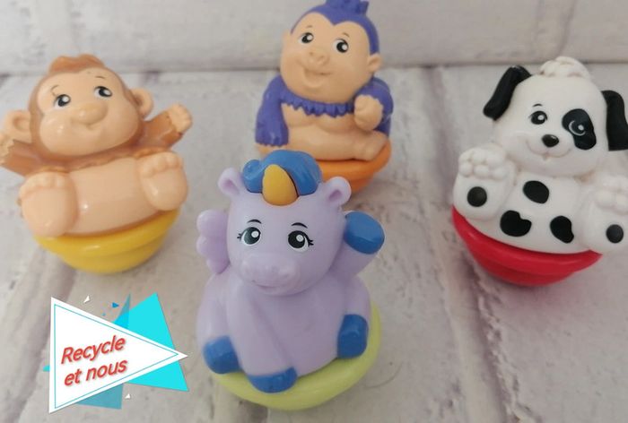 Figurines culbuto v tech