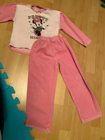 Pyjama « pretty Minnie » Disney Taille 5 ans