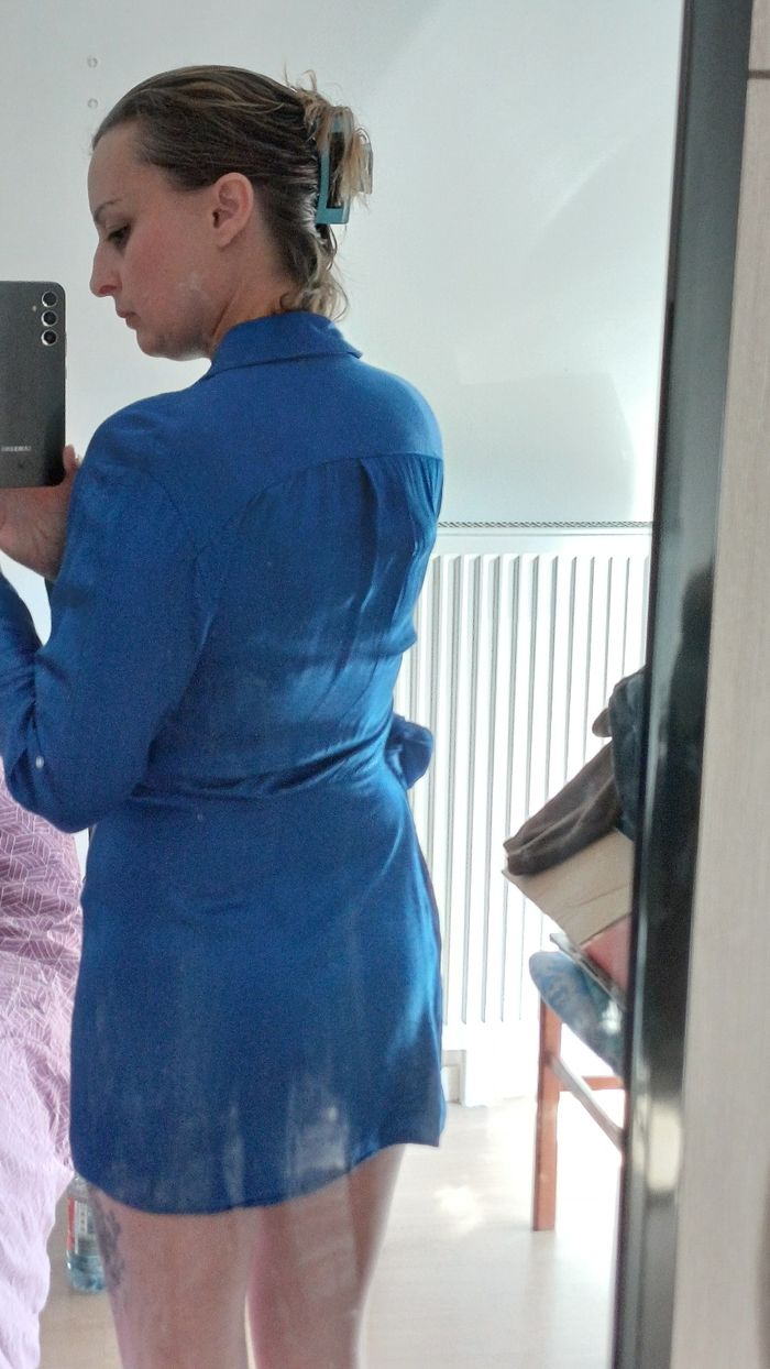 Robe satin bleu - photo numéro 2