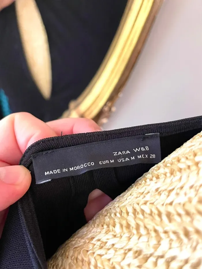 Robe Noire à Manches Longues Style Patineuse – Zara – Taille M - photo numéro 13