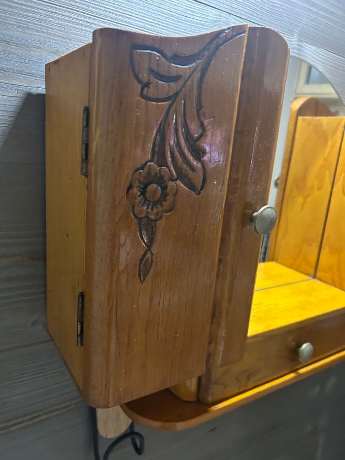 Petit meuble vintage - photo numéro 3