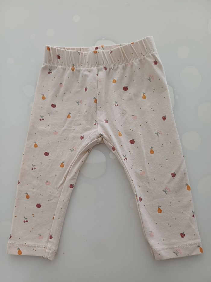 Leggings neuf taille 9 mois
