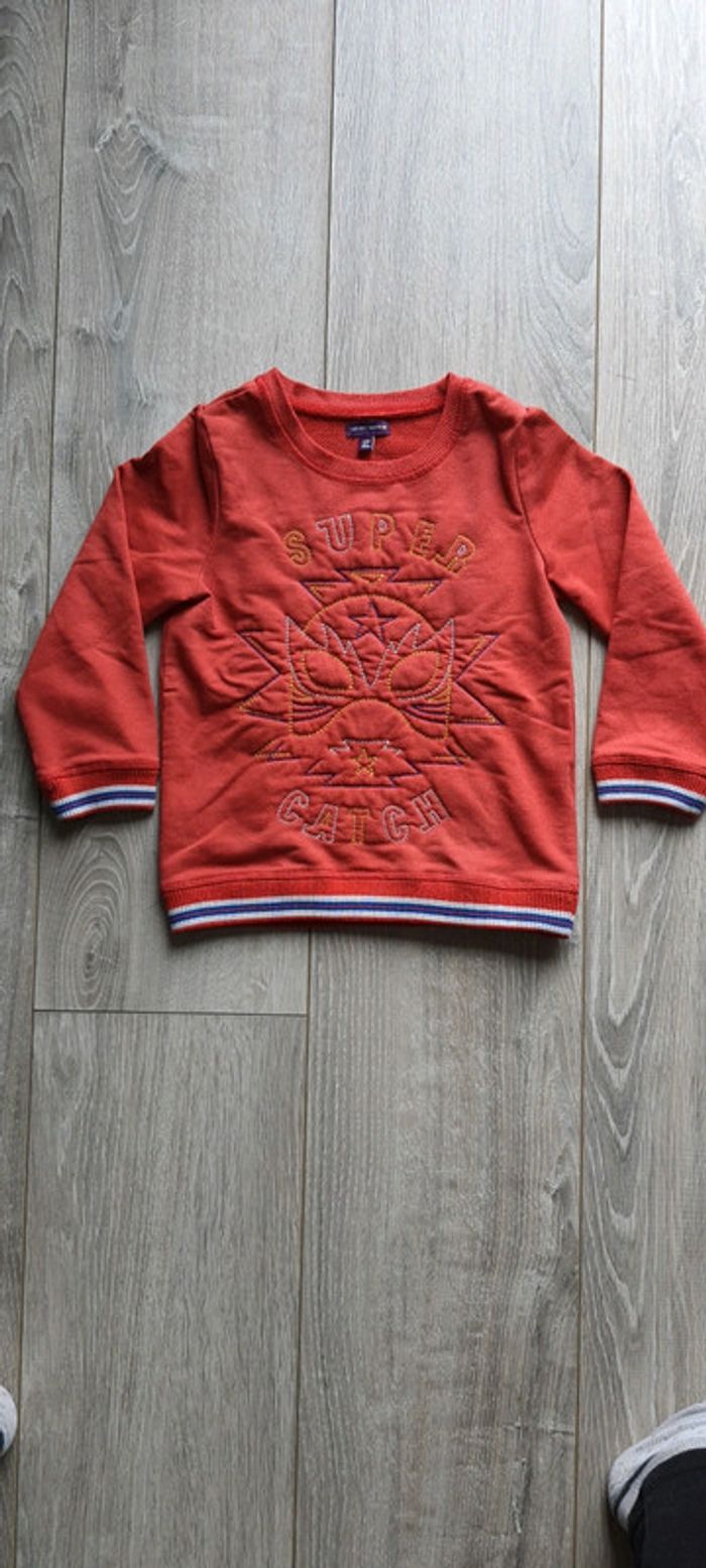 Sweat taille 5ans - photo numéro 2