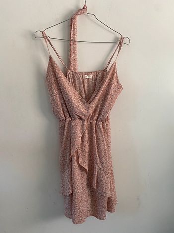 Robe d’été fleurie avec ceinture