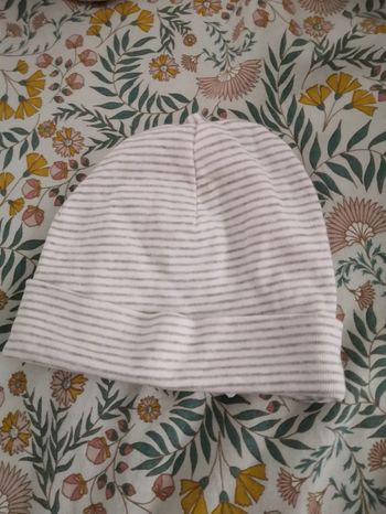 Bonnet de naissance H&M