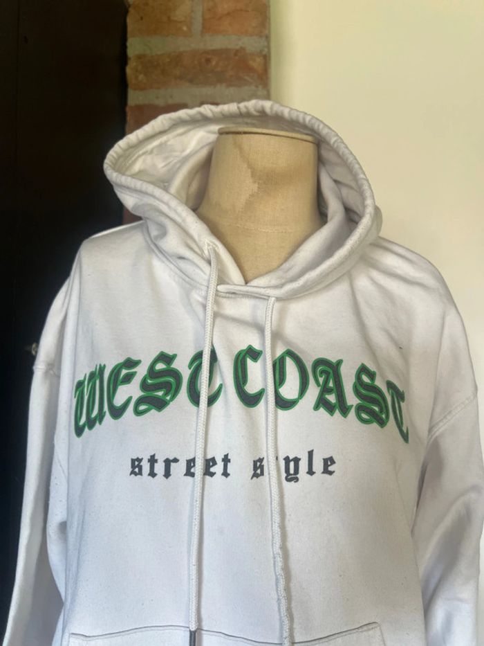 Pull à capuche - photo numéro 2