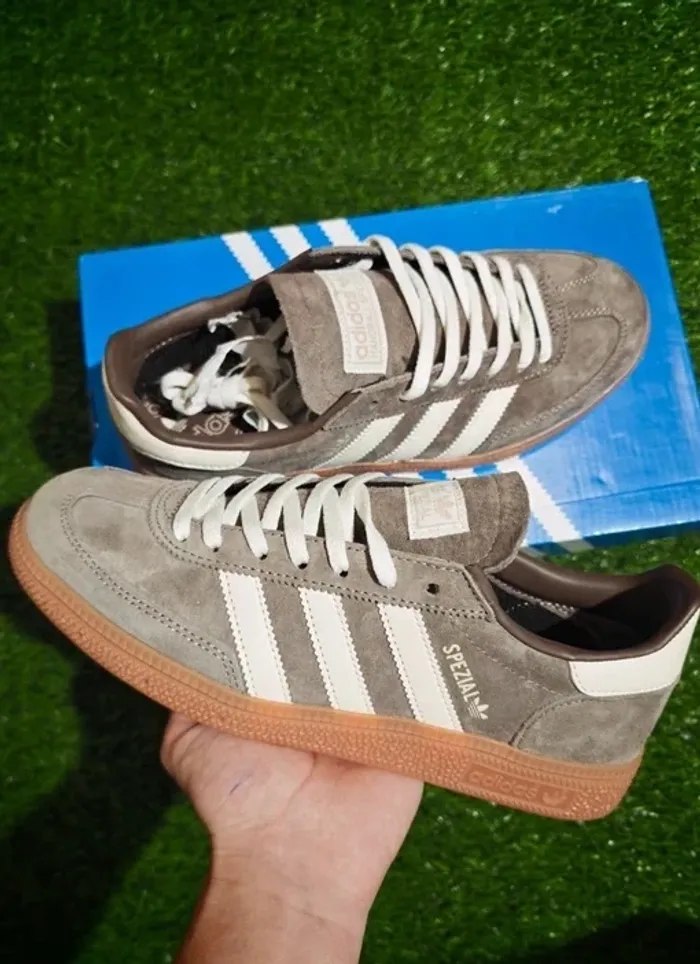 adidas Handball Spezial Gris Beige - Taille 40