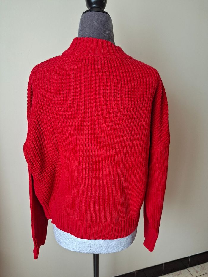 Pull rouge col montant kiabi taille S - photo numéro 5