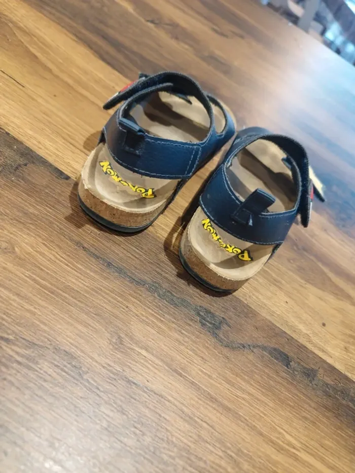 Sandales "Pokemon" H&M - Taille 28 - photo numéro 7