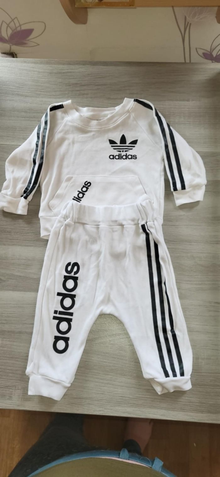 Ensemble adidas 6 mois - photo numéro 2