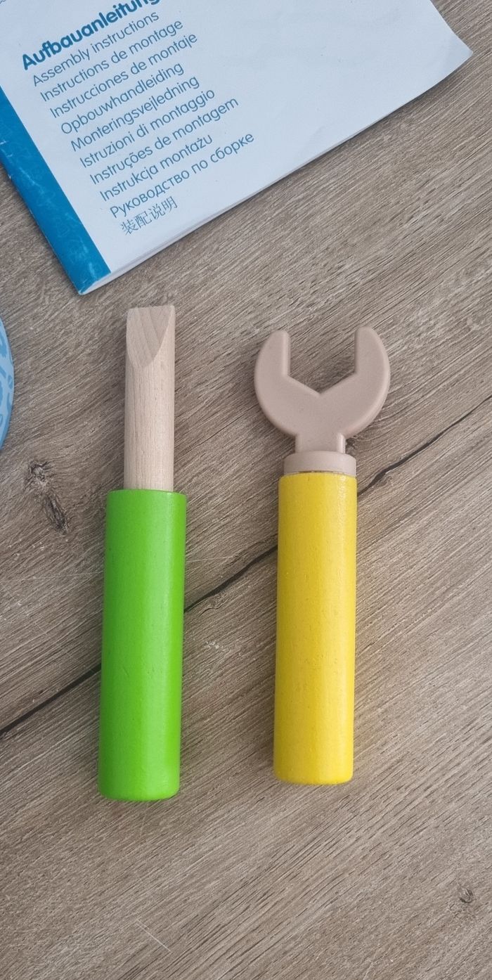 Valise avec véhicules de construction bois neuf - photo numéro 4