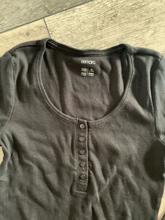Haut basic - photo numéro 2