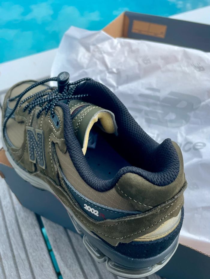 New balance 2002r protection pack kaki / olive - photo numéro 7
