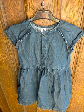 Très jolie robe Petit bateau 3 ans 