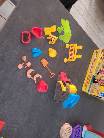 Pâte a modeler travaux publics