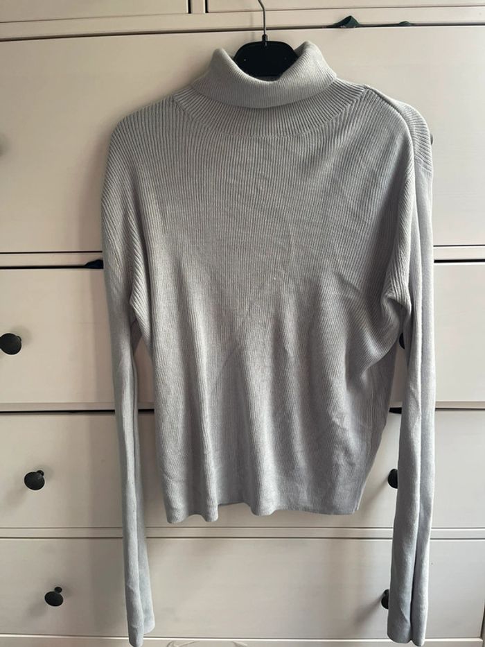 Pull bleu clair