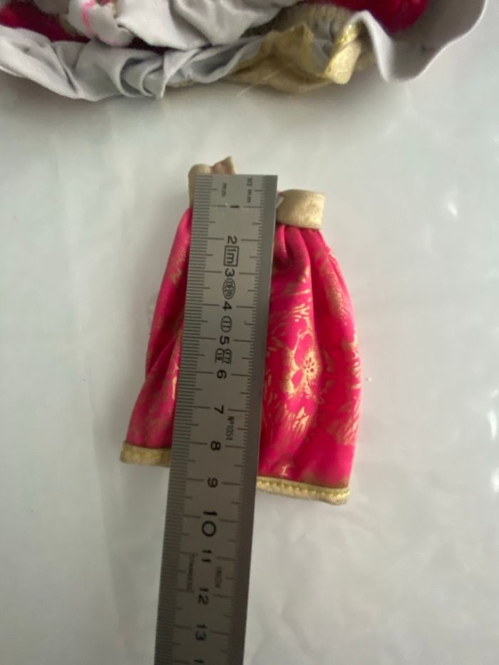 Lot Vêtements Poupée Barbie / Disney – Jupe & Surjupe Rose & Or - photo numéro 6