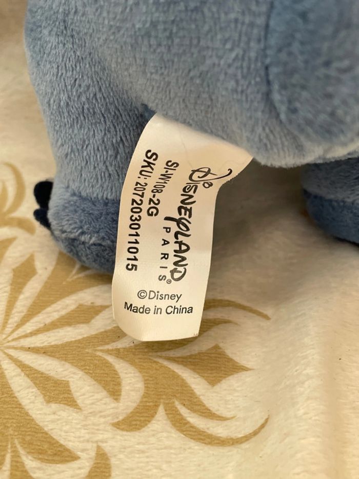 Peluche Stitch Disneyland Paris - photo numéro 3