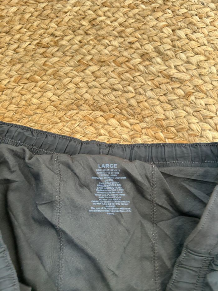 Short Army Homme Noir Taille L | Très Bon État | Style Militaire & Casual | SNVintagefr | BS1775 - photo numéro 3