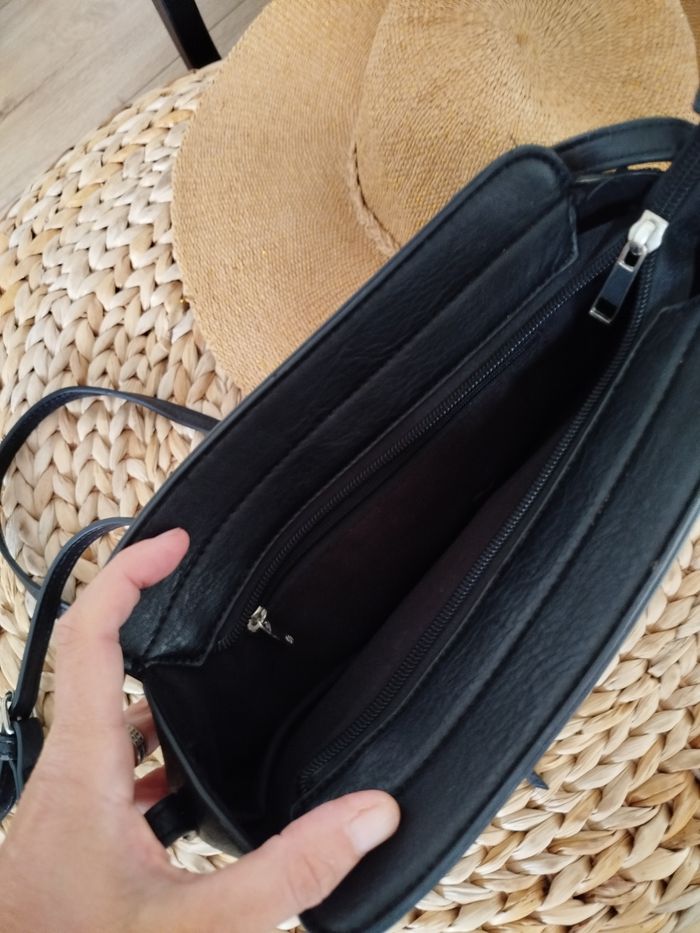 Sac à main tendance fashion bandoulière noir - photo numéro 6