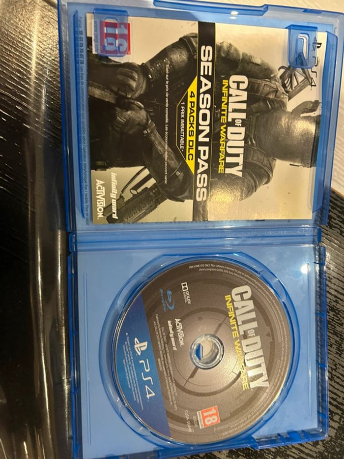 Call of Duty: Infinite Warfare - PS4 - photo numéro 2