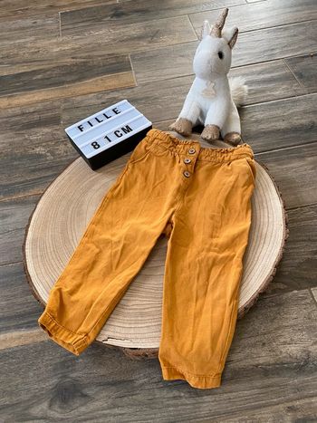 Pantalon Moutarde Fille 18 Mois