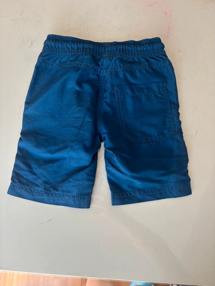 Lot de 3 short 3/4 ans - photo numéro 9