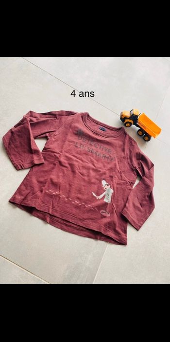 Tee shirt détective 4 ans