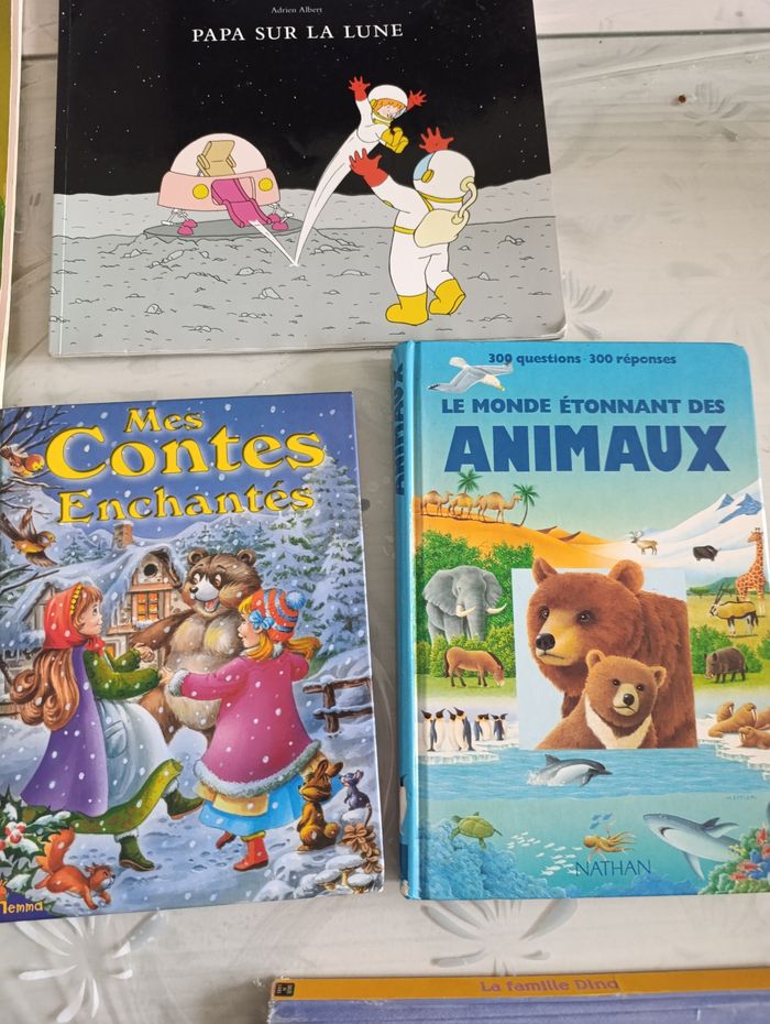 Lot de 8 livres pour petit contes et autres - photo numéro 3